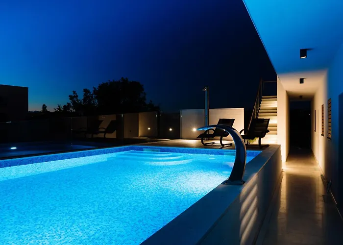 Lena Luxury Apartments