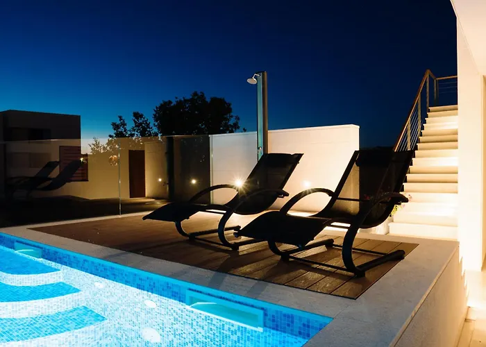 Lena Luxury Apartments