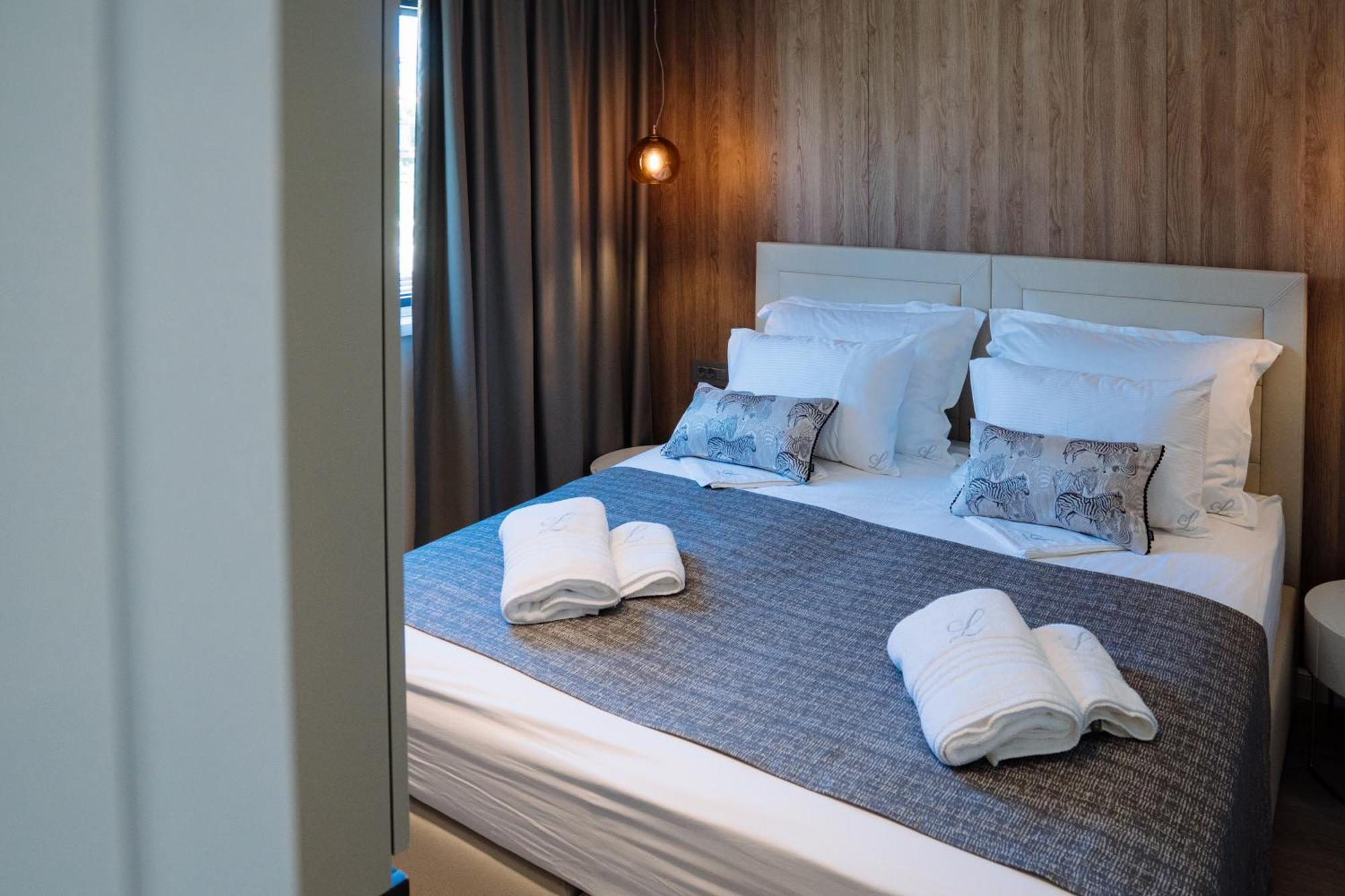 Lena Luxury Apartment